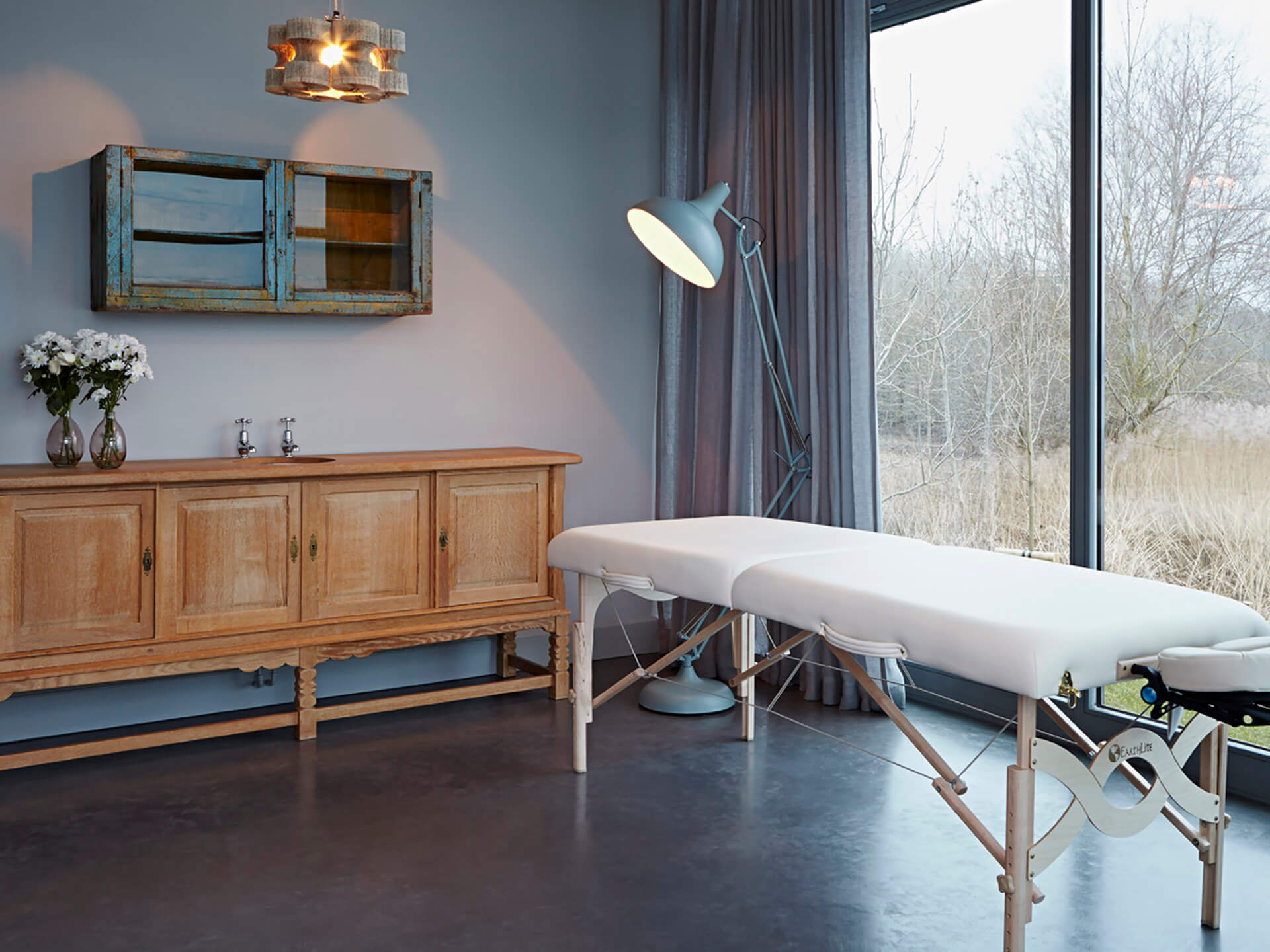 The-Lakes-Treatment-room